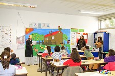 Acção de sensibilização para crianças em Setúbal Visa desenvolver nas crianças princípios de aceitação da diferença