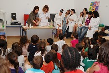 EST Barreiro / IP Setúbal Leva química à Escola Básica dos Fidalguinhos