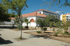 Mais salas de aula e manutenção da totalidade dos apoios no arranque do ano lectivo