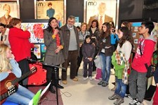 «Os Afetos» em exposição no hipermercado Continente do Barreiro «Apostar na educação é apostar no futuro do País»