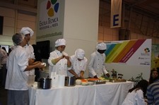 Escola Técnica Profissional da Moita participa na FUTURÁLIA 2012 Permitiu a divulgação da Escola junto de um elevado número de pessoas