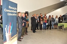 DOCENTES E FUNCIONÁRIOS DAS ESCOLAS DO CONCELHO DO BARREIRO CONVIVEM EM LANCHE PROMOVIDO PELA C