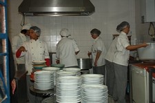 Alunos e Professores da Escola Técnica Profissional da Moita Envolvidos em Jantar de Gala de Solidariedade Social