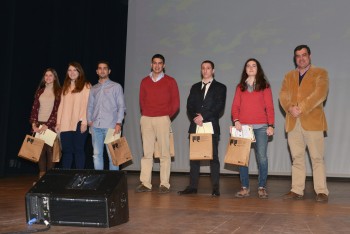 Escola Secundária Jorge Peixinho no Montijo Distingue alunos do quadro de honra e a uma antiga aluna da ESJP