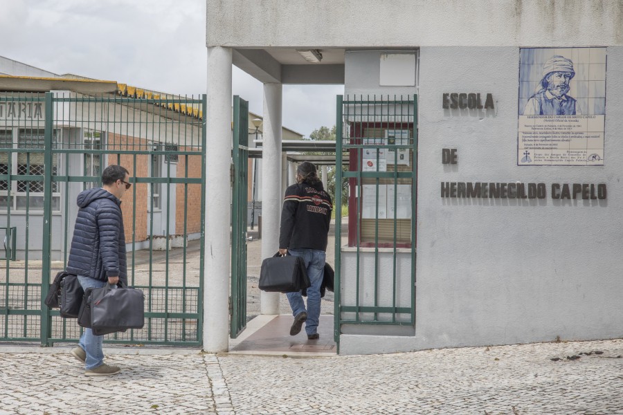 Palmela - Remoção de amianto nas Escolas Hermenegildo Capelo e José Maria dos Santos em concurso