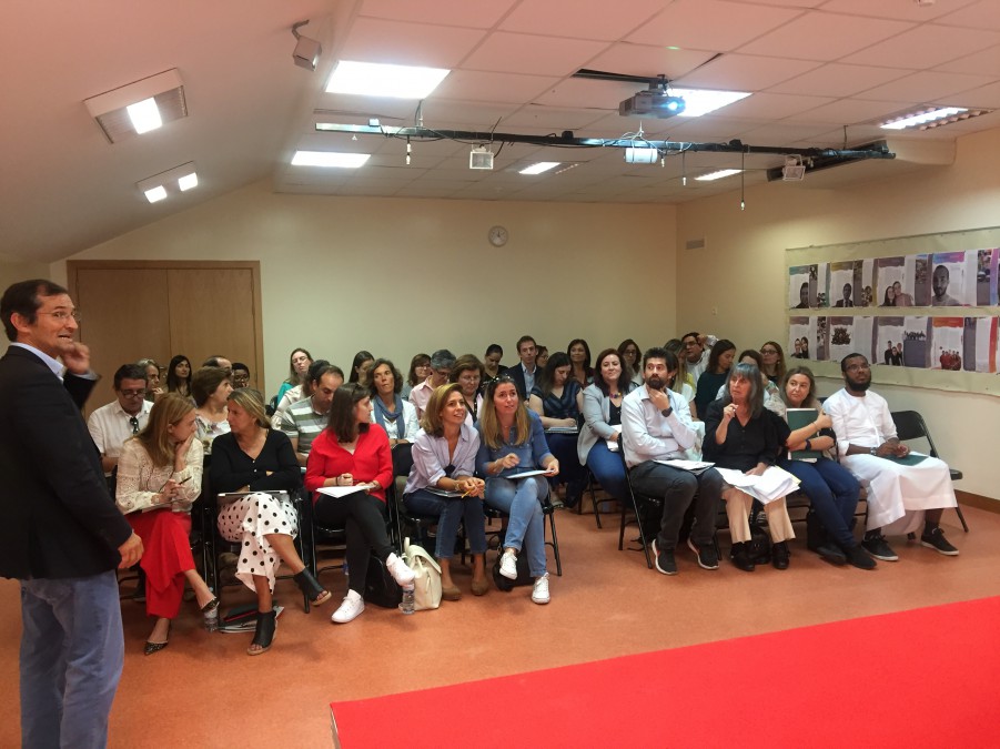 No colégio Guadalupe no Seixal Reunião com os estabelecimentos de ensino privado do distrito de Setúbal, Portalegre, Beja e Évora