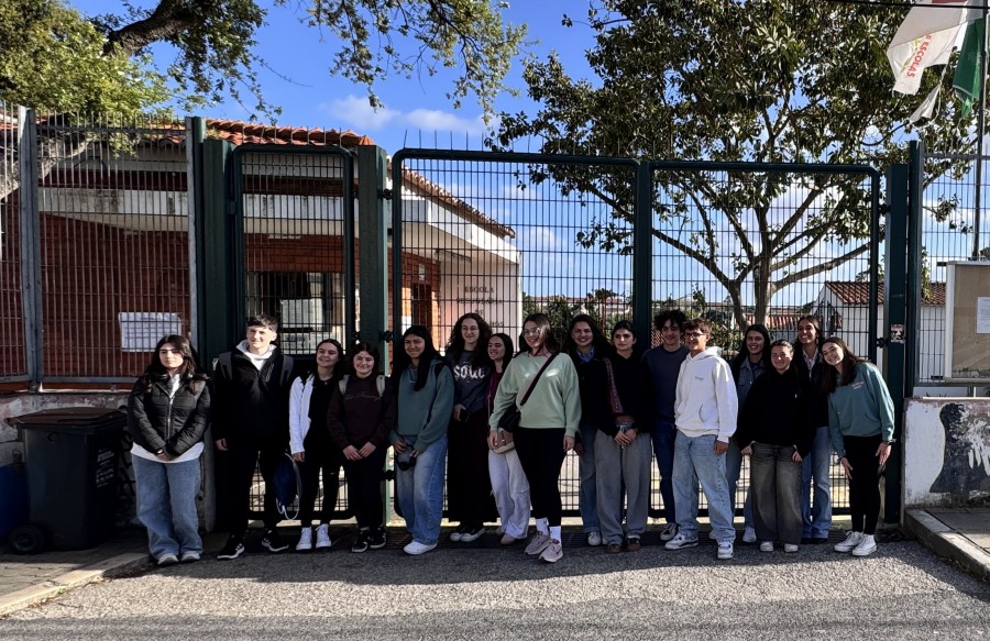 Escola Secundária de Casquilhos Energia Verde une jovens do Barreiro e de Espanha em experiência Erasmus+ inesquecível