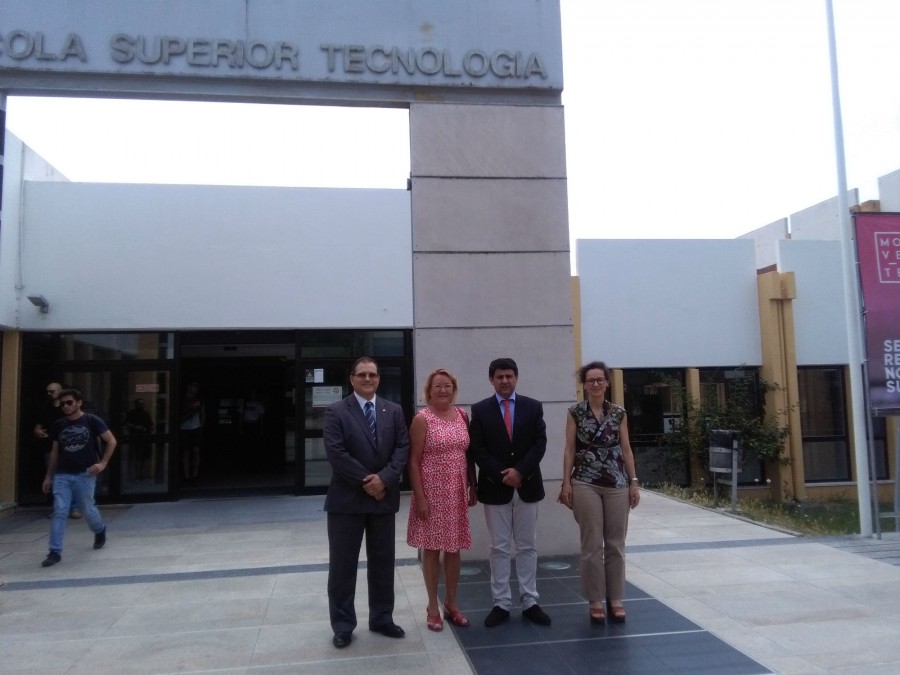 Setúbal - Diplomata quis conhecer ensino da tecnologia e projetos de cooperação IPS recebeu visita da embaixadora da Finlândia em Portugal