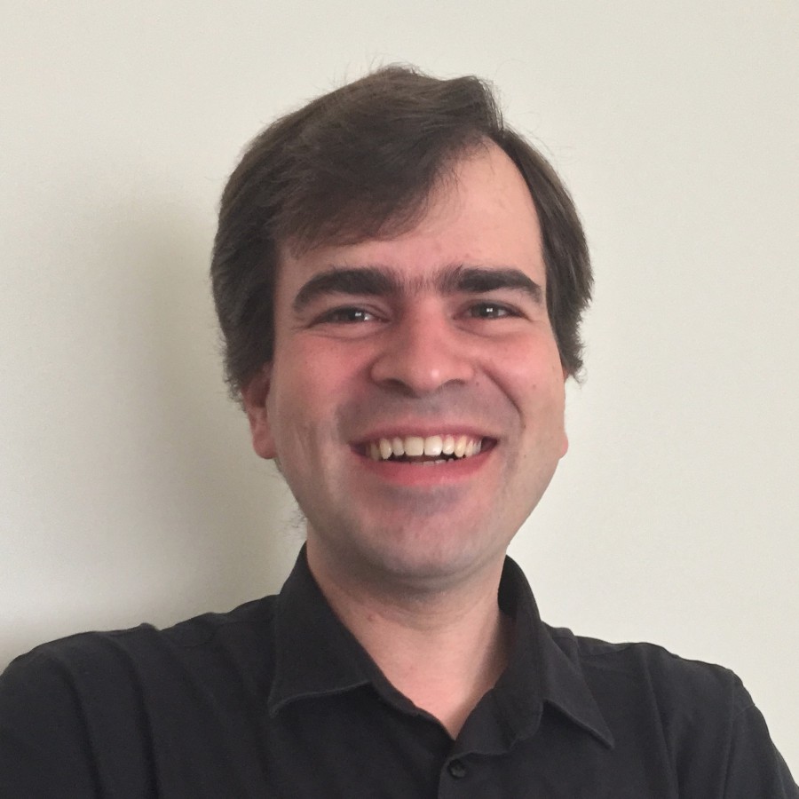 Hugo Plácido da Silva distinguido pelo Institute of Electrical and Electronics Engineers Diplomado do IP Setúbal é o primeiro português a receber prémio Entrepreneurship Impact Award