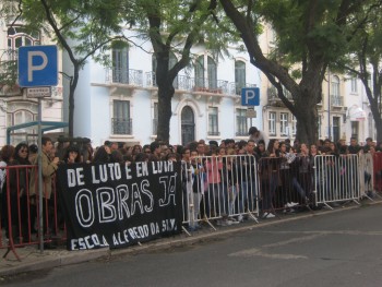 Comissão Regional de Setúbal da Juventude Comunista Portuguesa Solidariza-se com a luta dos estudantes da Escola Secundária Alfredo da Silva do Barreiro