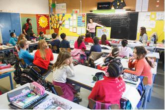 Seixal - Atividades de animação relacionadas com os livros e a leitura Estação do Livro está de volta às escolas