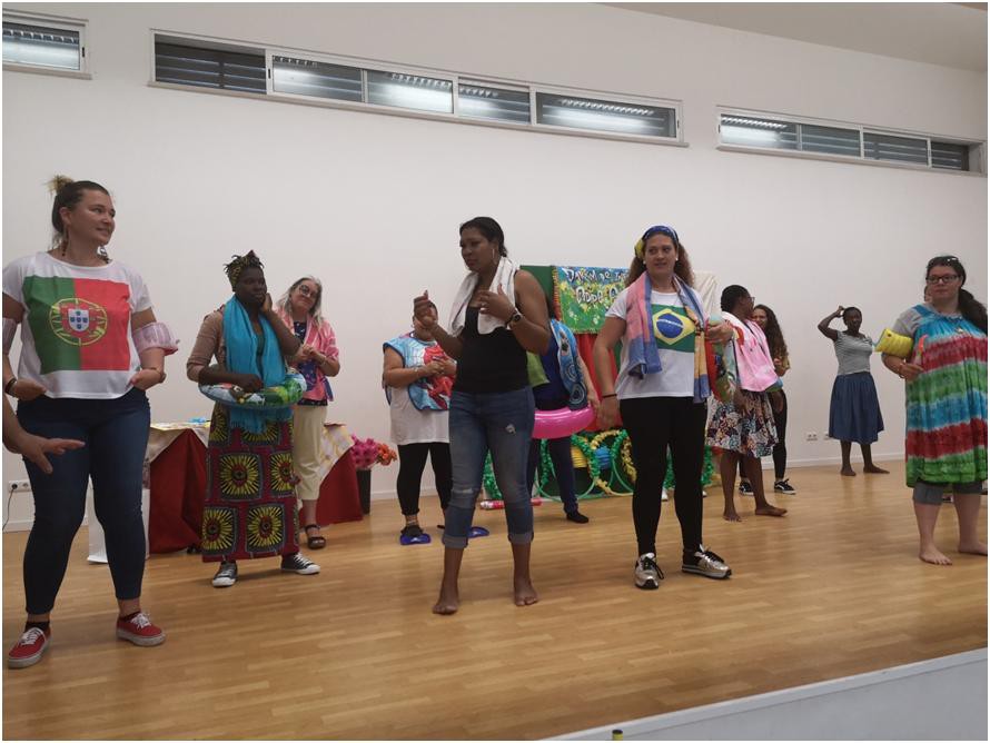 Barreiro - Agrupamento de Escolas de Santo António A MÃE no centro das festas de final de ano