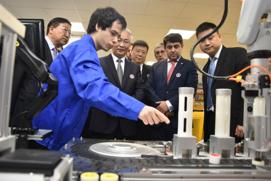 Setúbal - Oficina Lu Ban Portuguesa promete ser “inspiração para o mundo” IPS inaugurou laboratório em Indústria 4.0 em parceria com o Governo de Tianjin