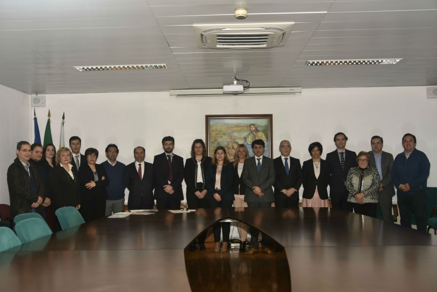 Setúbal -IPS inaugura «nova etapa» no ensino da Contabilidade e Finanças Novo laboratório arrancou com nove parceiros de renome no mundo empresarial