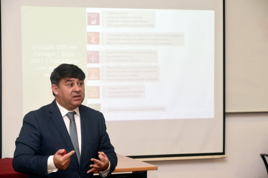 Conferência sobre Resiliência e Regiões Sustentáveis no IP Setúbal Pedro Dominguinhos sublinha “papel central” da academia na medição dos impactos do PRR . Especialistas de mais de 10 países