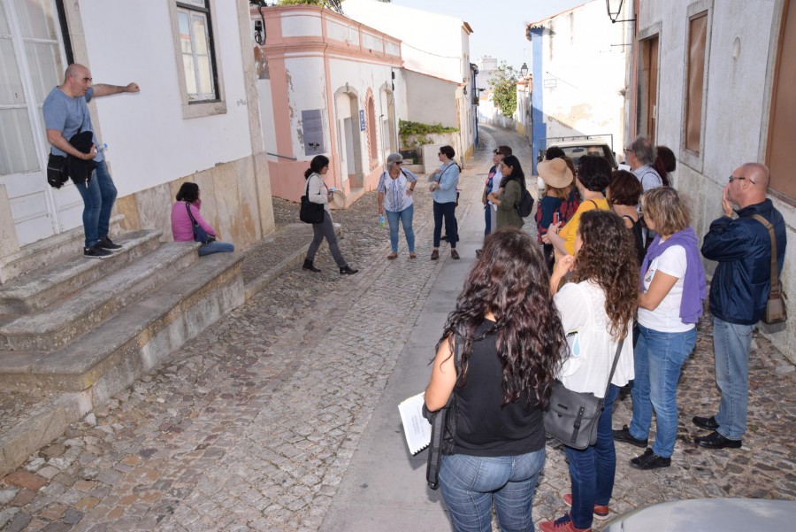 Santiago do Cacém - Professores de Santo André realizam percurso literário pela «Rota por Cerromaior» para assinalar o Mês das Bibliotecas Escolares