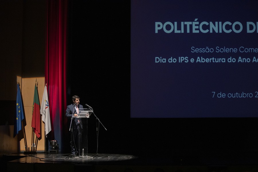 Abertura do ano académico e 40.º aniversário celebrados no Fórum Luísa Todi Politécnico de Setúbal reafirma papel na construção de uma região «mais coesa e inclusiva»
