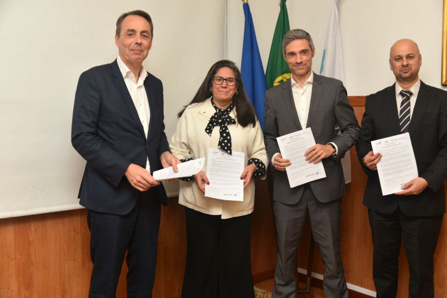 Protocolo determina cooperação no desenho de cursos de pós-graduação Politécnico de Setúbal cria Academia Digital em parceria com consultoras CGI, NTT DATA e DataCorner