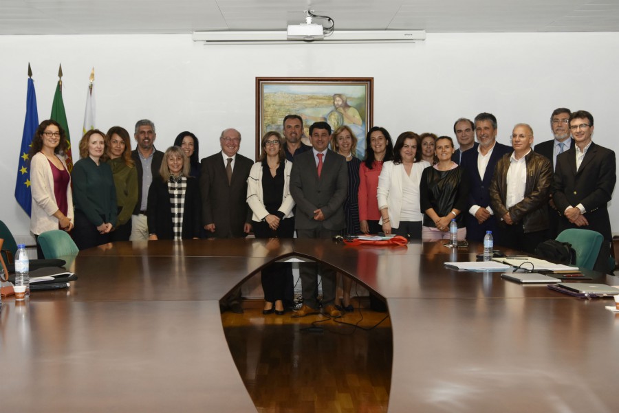 Setúbal - Recursos humanos são “pedra de toque” do turismo português Turismo de Portugal e politécnicos delinearam programa de trabalho em reunião no IPS