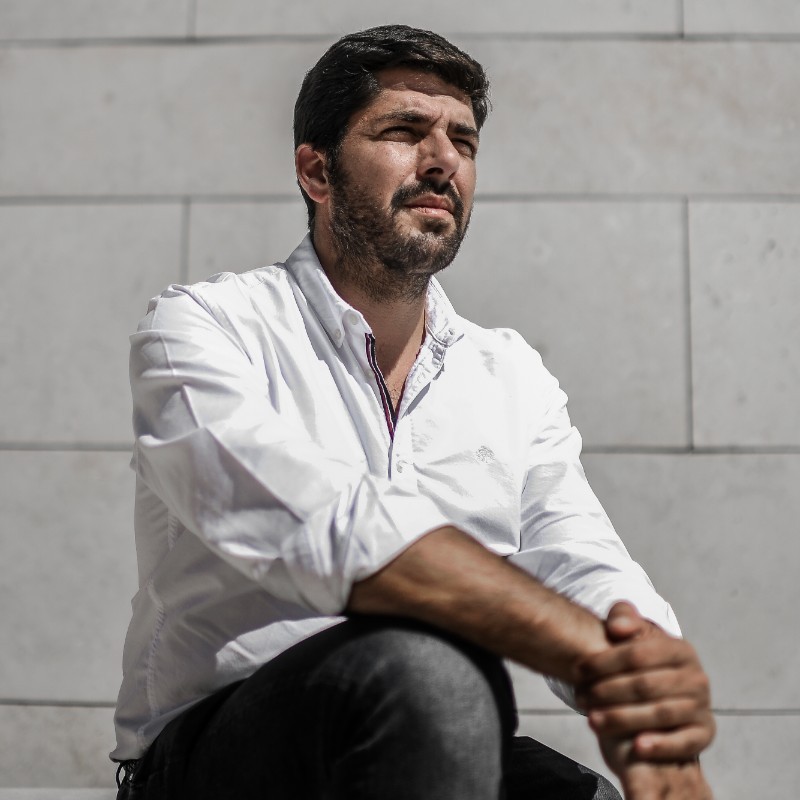 Clube de Leitura do Politécnico de Setúbal À volta do livro "Pax english: a nossa tribo" de Rodrigo Moita de Deus . Dia 29, pelas 13h00
