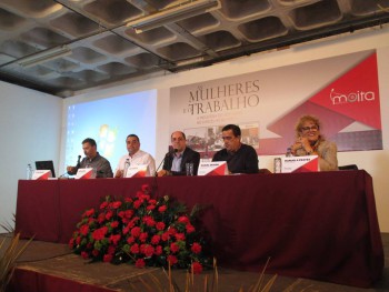Moita - «Olha aquela sou eu!» A indústria têxtil em Alhos Vedros versus «a luta das mulheres pela sua emancipação»