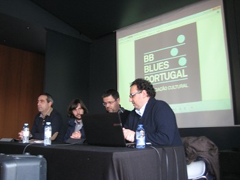 Moita - Apresentação do livro «Constelações Vivas» «Criar uma ponte entre o blues e a Baixa da Banheira»