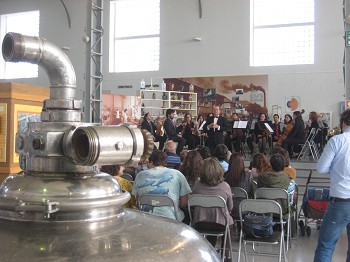 Camerata Musical do Barreiro no Museu Industrial Um concerto nos 40 anos de Abril para guardar na memória