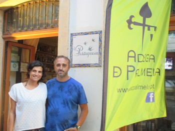 No bar «à Portuguesa» na Avenida da Praia – Barreiro «Adega de Palmela em Digressão» apresenta produtos a novos públicos