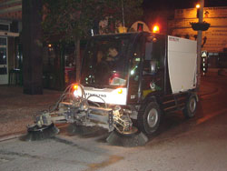 Na noite ao encontro das mudanças Agora ... “Quando a cidade acorda está limpa!”
