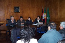 Reunião com moradores da Quinta Castelo do Outeiro Em análise reconversão Urbanística do Bairro