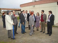 Deputados do PS Setúbal visitam concelho da Moita “Não é possível ter uma escola provisória há mais de 30 anos”