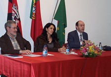 Barreiro – Apresentação de “Políticas de Saúde: Ensaios para um Debate Nacional” Para “explicar os fenómenos que estuda, a toda as pessoas”