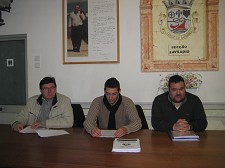 «Barreiro 2009 - Mais PS, Melhor Barreiro» “No dia que a Federação de Setúbal tiver que escolher os candidatos o melhor é fechar a porta”