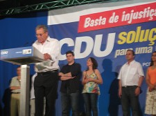 Jerónimo de Sousa no Barreiro Se o Governo fosse sincero na admissão dos erros então deveria corrigi-los