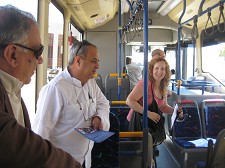 Carlos Humberto, presidente da Câmara Municipal do Barreiro Cerca de 30% da frota dos Transportes Colectivos do Barreiro foi renovada no actual mandato . Carreiras que servem Hospital são todas «inclusivas»