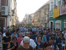 Padroeira do Barreiro - Nossa Senhora do Rosário Procissão encheu as ruas de uma enorme multidão