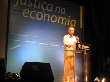 Francisco Louçã no Barreiro José Sócrates é um perigosíssimo radical de mercado