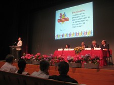 JOSÉ JUNQUEIRO NO BARREIRO Passos Coelho que se defina sobre a regionalização