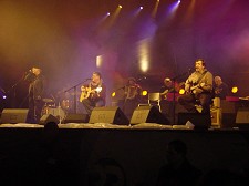 «Tim & Companheiros de Aventura» no Retail Planet Dezenas de pessoas presentes apesar do mau tempo