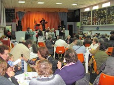 Cerca de 800 flores para as mulheres da Freguesia de Santo André - Barreiro Executivo da Junta prepara as comemorações para o 25 de Abril