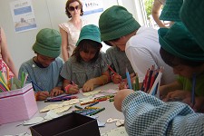 Feira de Projectos e Expressões de S. Julião em Setúbal Mostrou trabalhos das Escolas no Largo de Jesus