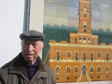 Barreiro - Painel de Azulejos com «Torre de Coina» Um trabalho de Benedito Marques dá cor à entrada da Vila
