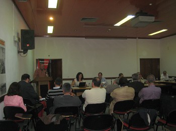 Juvenal Silvestre na Assembleia Municipal do Barreiro Na freguesia de Coina foram votar 61.5% dos eleitores