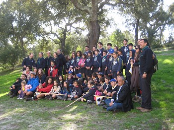 Plantadas 300 árvores na Mata da Machada no Barreiro Actividade que envolveu 180 escuteiros e bombeiros mirins
