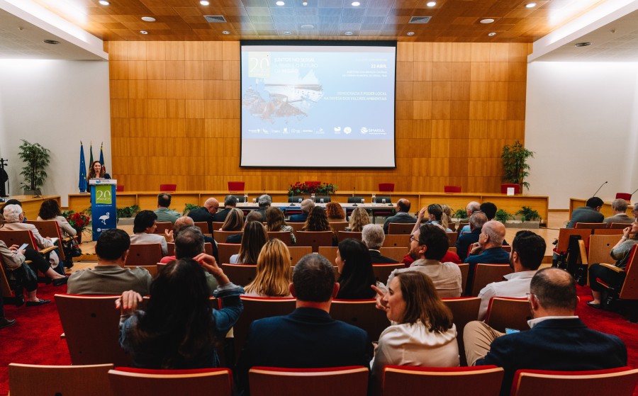 Seixal recebeu Conferências «Democracia e Poder Local na Defesa dos Valores Ambientais» Diálogo e parcerias alargadas são cada vez mais indispensáveis no futuro