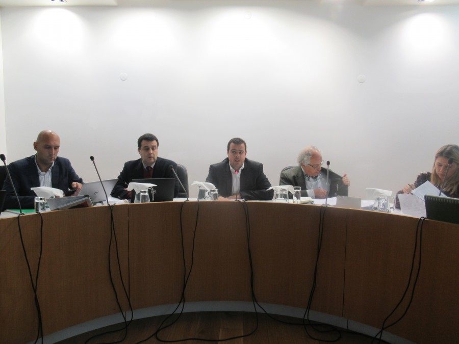 Barreiro - Aumento Tarifário dos TCB Aprovado com voto de qualidade do Presidente . PS a favor. CDU contra. PSD abstenção