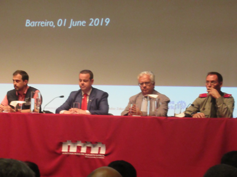 Ministro da Administração Interna no Barreiro Grandes riscos exigem solidariedade europeia