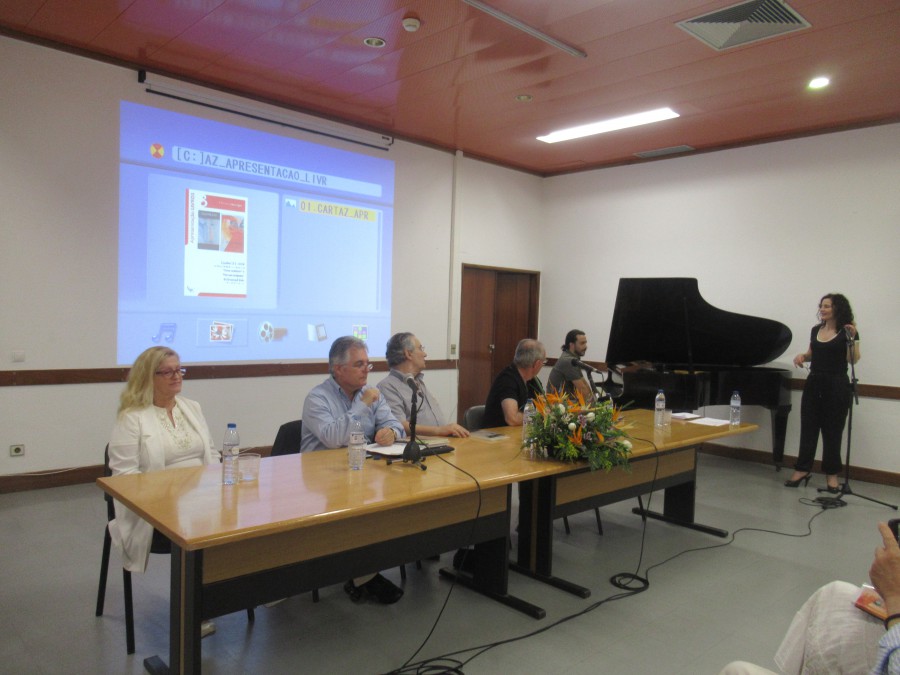 Emanuel Góis na Biblioteca Municipal do Barreiro «A cultura não se faz com os políticos faz-se com os cidadãos»