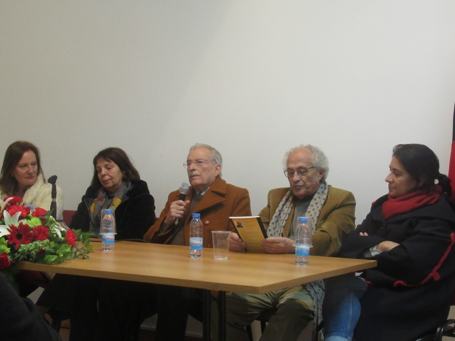 Barreiro - «Sonhos...e ilusões» um livro onde as palavras se cruzam e florescem Ler e conhecer...«um coração onde muitas marés bateram»