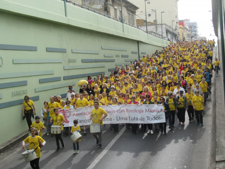 Barreiro - 10 ª edição da Marcha Solidária O cancro da mama tem que ser cada vez mais uma luta de todos e com todos